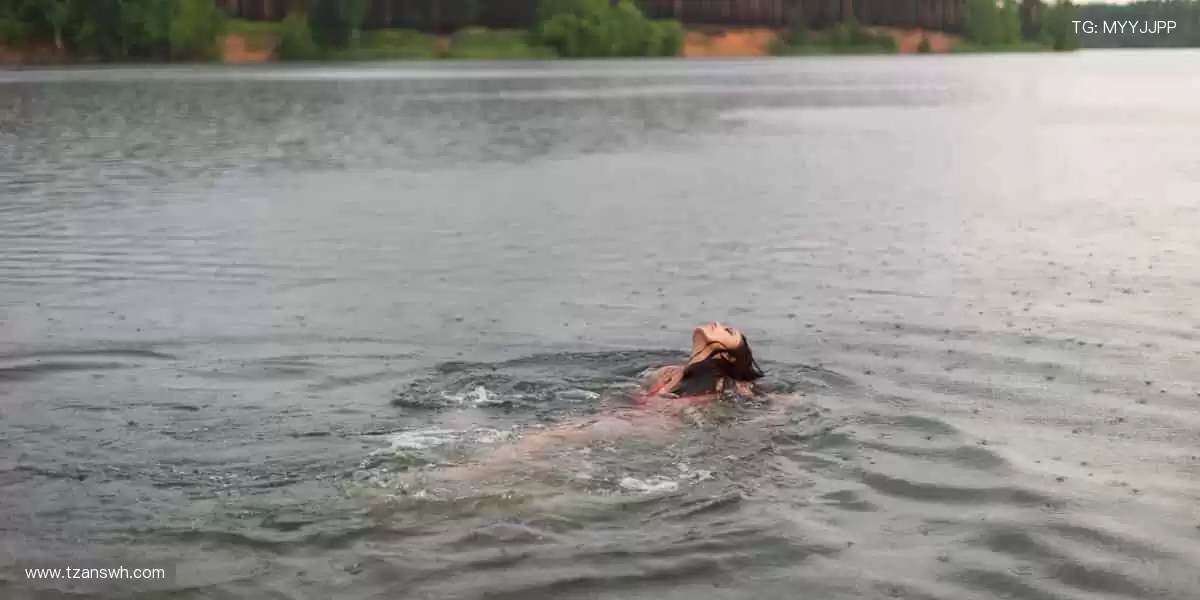 🏆挑战极限，成就冠军！与我们共赴赛场荣耀之巅！✨